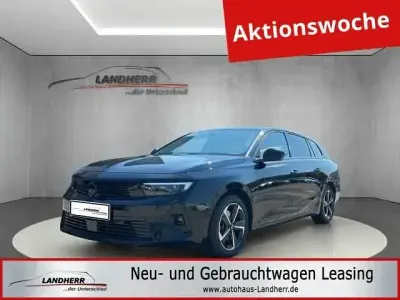 Gebraucht Opel Astra 131 PS (96 kW) 2024 Karbon schwarz (metallic) Kleinwagen