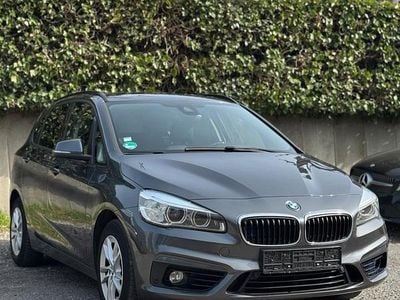 Gebraucht BMW 218 Active Tourer Sport Line 150 PS (110 kW) 2018 Grau Van / Kleinbus