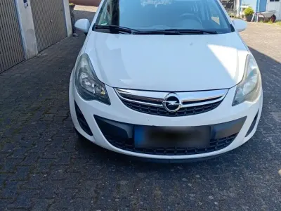 Gebraucht Opel Corsa 69 PS (50 kW) 2014 Weiß Kleinwagen