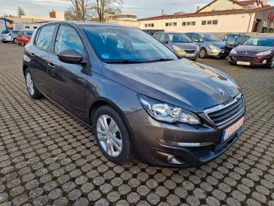 Gebraucht Peugeot 308 Active 125 PS (91 kW) 2014 Moka Limousine