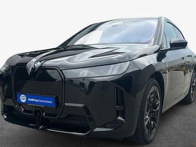 Neu BMW iX 300 kW (408 PS) 2025 Saphirschwarz metallic SUV