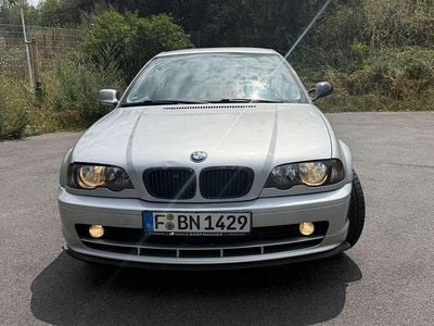BMW 323