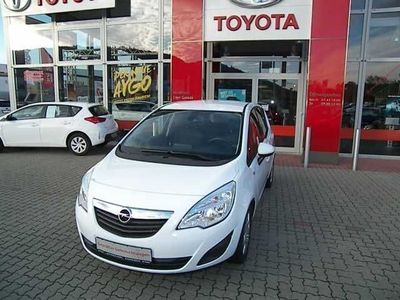 Gebraucht Opel Meriva 101 PS (74 kW) 2010 Weiß Van / Kleinbus
