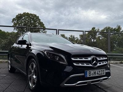 Mercedes GLA250
