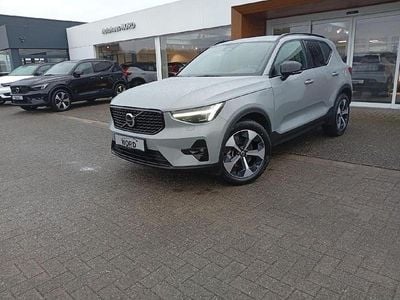 Vapour grey / metallic Gebraucht 2025 Volvo XC40 Business Edition SUV | 39.950 € (Fairer Preis)