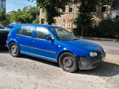 VW Golf IV