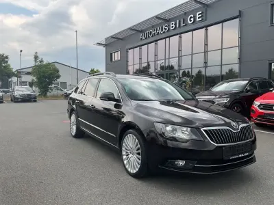Gebraucht Skoda Superb Best of 170 PS (125 kW) 2015 Braun Kombi