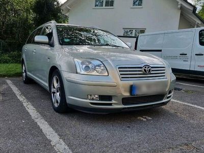 gebraucht Toyota Avensis 