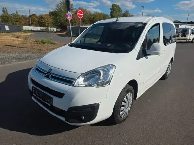 Gebraucht Renault Kangoo 44 kW (60 PS) 2018 Weiß Van / Kleinbus