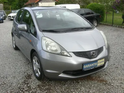 Gebraucht Honda Jazz Trend 90 PS (66 kW) 2011 Grau Kleinwagen