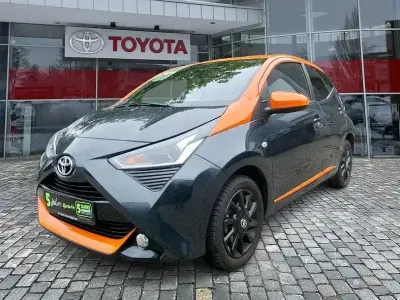 Gebraucht Toyota Aygo 72 PS (52 kW) 2020 Grau (metallic) Kleinwagen