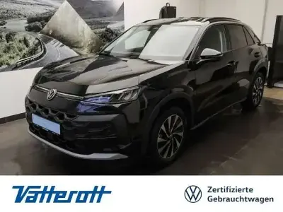 Second-hand VW T-Roc Life 116 CP (85 kW) 2026 Negru SUV