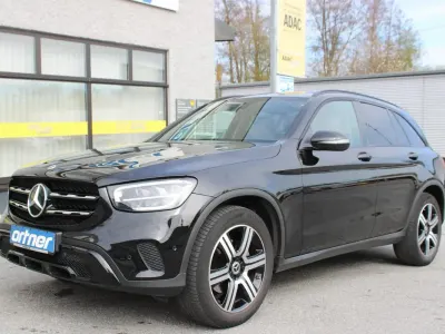 Brugt Mercedes GLC200 197 HK (144 kW) 2021 Sort SUV