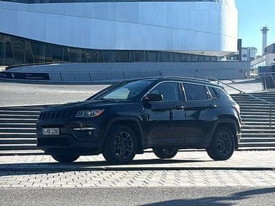 Gebraucht Jeep Compass Limited 182 PS (133 kW) 2018 Schwarz SUV