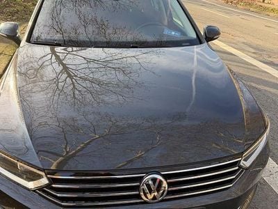 Gebraucht VW Passat Comfortline 150 PS (110 kW) 2019 Schwarz Kombi