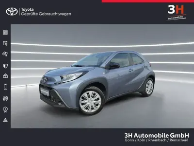 Gebraucht Toyota Aygo X Business Edition 72 PS (52 kW) 2025 Grau SUV