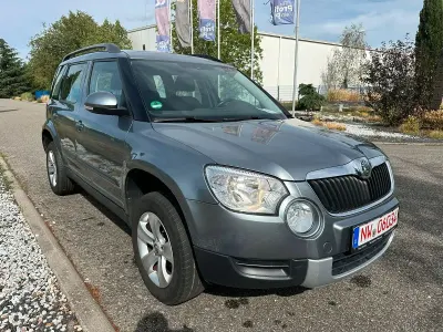 Gebraucht Skoda Yeti Ambition 105 PS (77 kW) 2010 Grau SUV