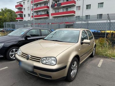 VW Golf IV