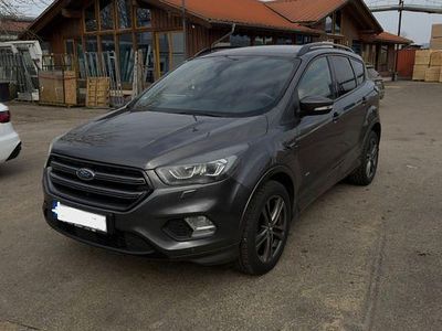 Gebraucht Ford Kuga ST-Line 179 PS (131 kW) 2018 Grau SUV