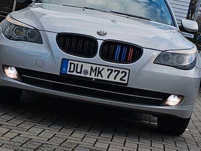 Gebraucht BMW 523 190 PS (139 kW) 2009 Silber Kombi