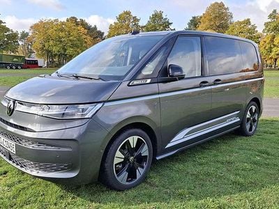 Grau Gebraucht 2025 VW Multivan California Van | 65.000 € (Superpreis)