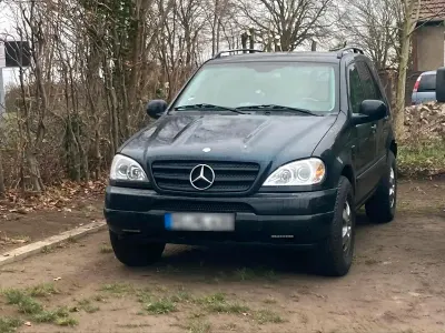 Gebraucht Mercedes ML430 272 PS (200 kW) 2002 Schwarz SUV