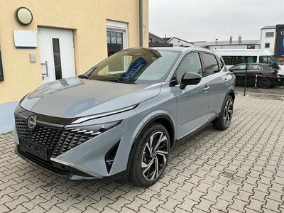 Neu Nissan Qashqai Premium Edition 158 PS (116 kW) 2025 Ceramic grey SUV