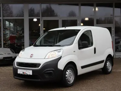 Gebraucht Fiat Fiorino 75 PS (55 kW) 2021 Colore esterno (weiß) Van / Kleinbus