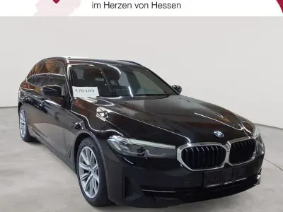 Gebraucht BMW 520 Shadowline 190 PS (139 kW) 2021 Schwarz Kombi