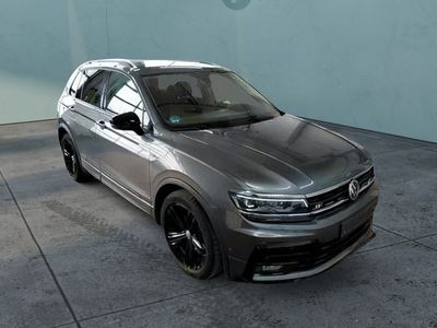 Grau Gebraucht 2020 VW Tiguan Highline SUV | 30.250 € (Teuer)