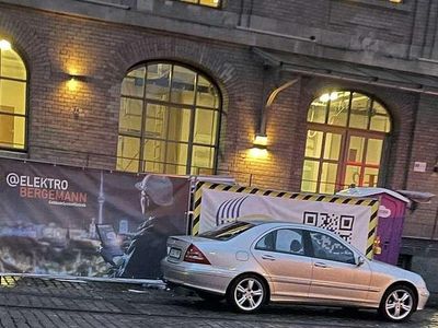 Gebraucht Mercedes C180 Avantgarde 143 PS (105 kW) 2004 Limousine