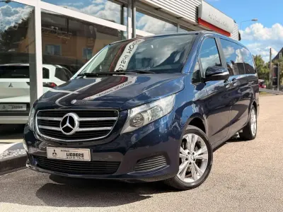Gebraucht Mercedes V250 Edition 190 PS (139 kW) 2015 Cavansitblau metallic Van / Kleinbus