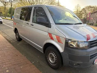 Gebraucht VW Transporter 140 PS (102 kW) 2012 Silber Van