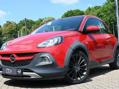 Gebraucht Opel Adam Rocks 155 PS (114 kW) 2016 Rot Kleinwagen