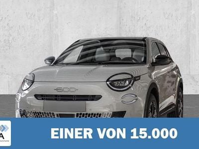 Gebraucht Fiat 600 La Prima 101 PS (74 kW) 2024 Beige metallic SUV