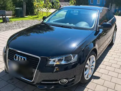 Gebraucht Audi A3 Ambition 105 PS (77 kW) 2011 Schwarz Kleinwagen