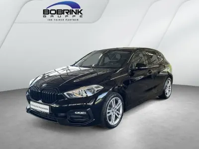 Gebraucht BMW 118 Sport Line 150 PS (110 kW) 2020 Schwarz Limousine
