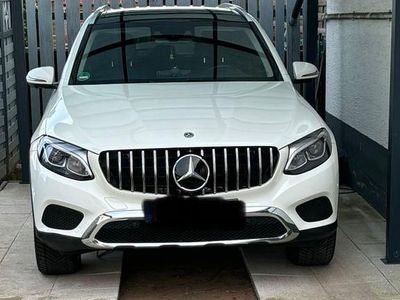 Weiß Gebraucht 2018 Mercedes GLC250 SUV | 28.500 € (Fairer Preis)
