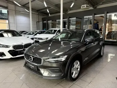 Occasion Volvo V60 CC 250 ch (183 kW) 2020 Gris Break