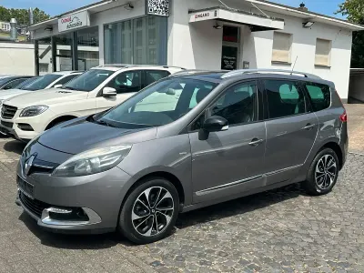 Gebraucht Renault Grand Scénic III Bose Edition 110 PS (80 kW) 2015 Grau Van / Kleinbus