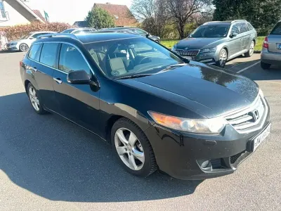 Usata Honda Accord Executive 156 CV (114 kW) 2009 Nero Station wagon