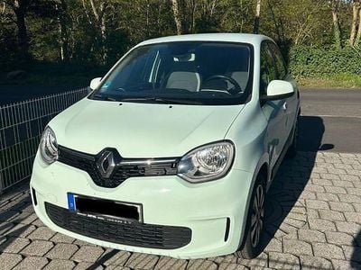 Begagnad Renault Twingo SE 65 HK (47 kW) 2021 Grön Halvkombi