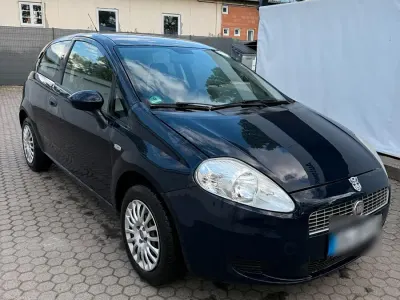 Gebraucht Fiat Punto 65 PS (47 kW) 2009 Blau Kleinwagen