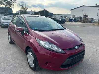 Gebraucht Ford Fiesta Trend 60 PS (44 kW) 2009 Rot Limousine