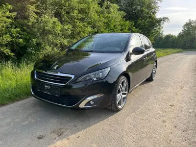 Occasion Peugeot 308 Allure 131 PK (96 kW) 2016 Zwart Sedan