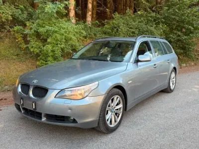 Gebraucht BMW 525 2005 Grau Kombi