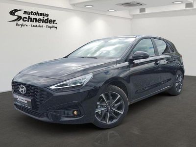 Gebraucht Hyundai i30 Advantage 101 PS (74 kW) 2024 Schwarz Limousine