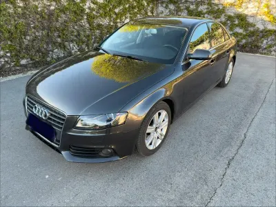 Używany Audi A4 Sport 136 KM (100 kW) 2011 Szary Sedan/Limuzyna