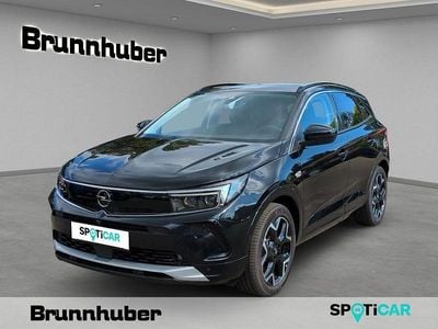 Second-hand Opel Grandland X Elegance 224 CP (164 kW) 2024 Negru SUV
