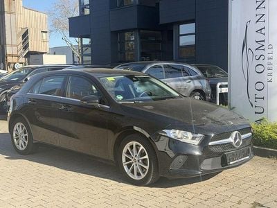 Gebraucht Mercedes A250 Style 160 PS (117 kW) 2022 Schwarz Limousine